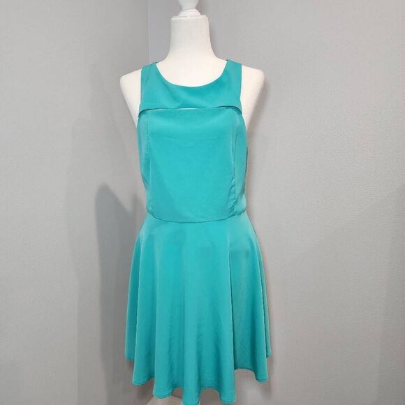 LUSH Size L Green Polyester Dress lined Sleeveless - Picture 1 of 9